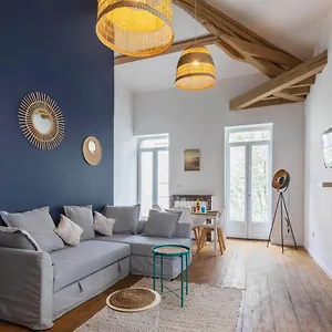 https://la-casa-bellaelegant-duplex-plateau-central.hotels-rhonealpes.com