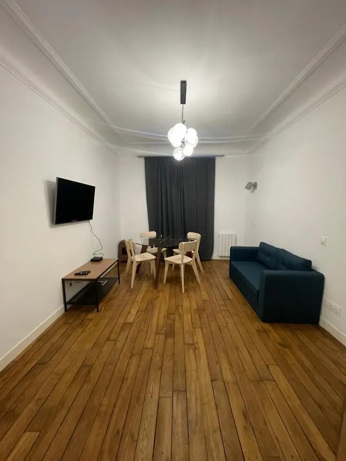 Residence Nation Párizs Apartman